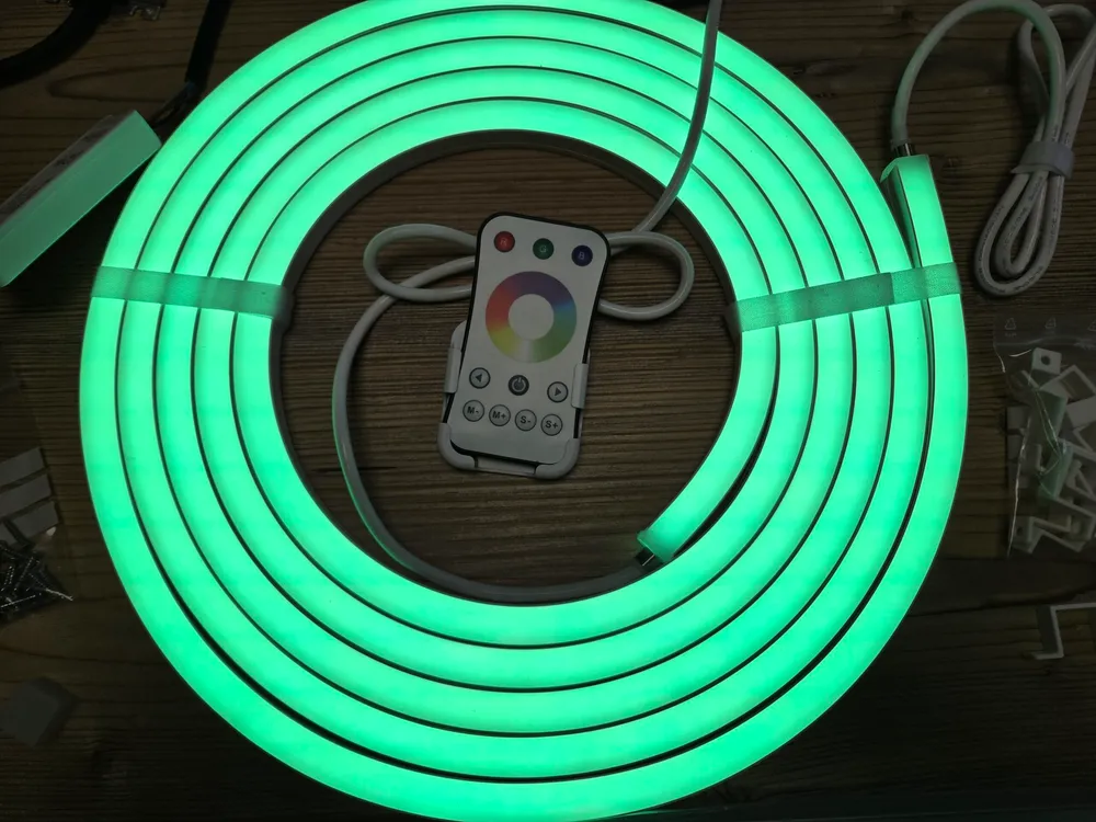 Détail du kit LED RGB Farolight